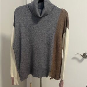 CHARLIE B Elegant Knit Top